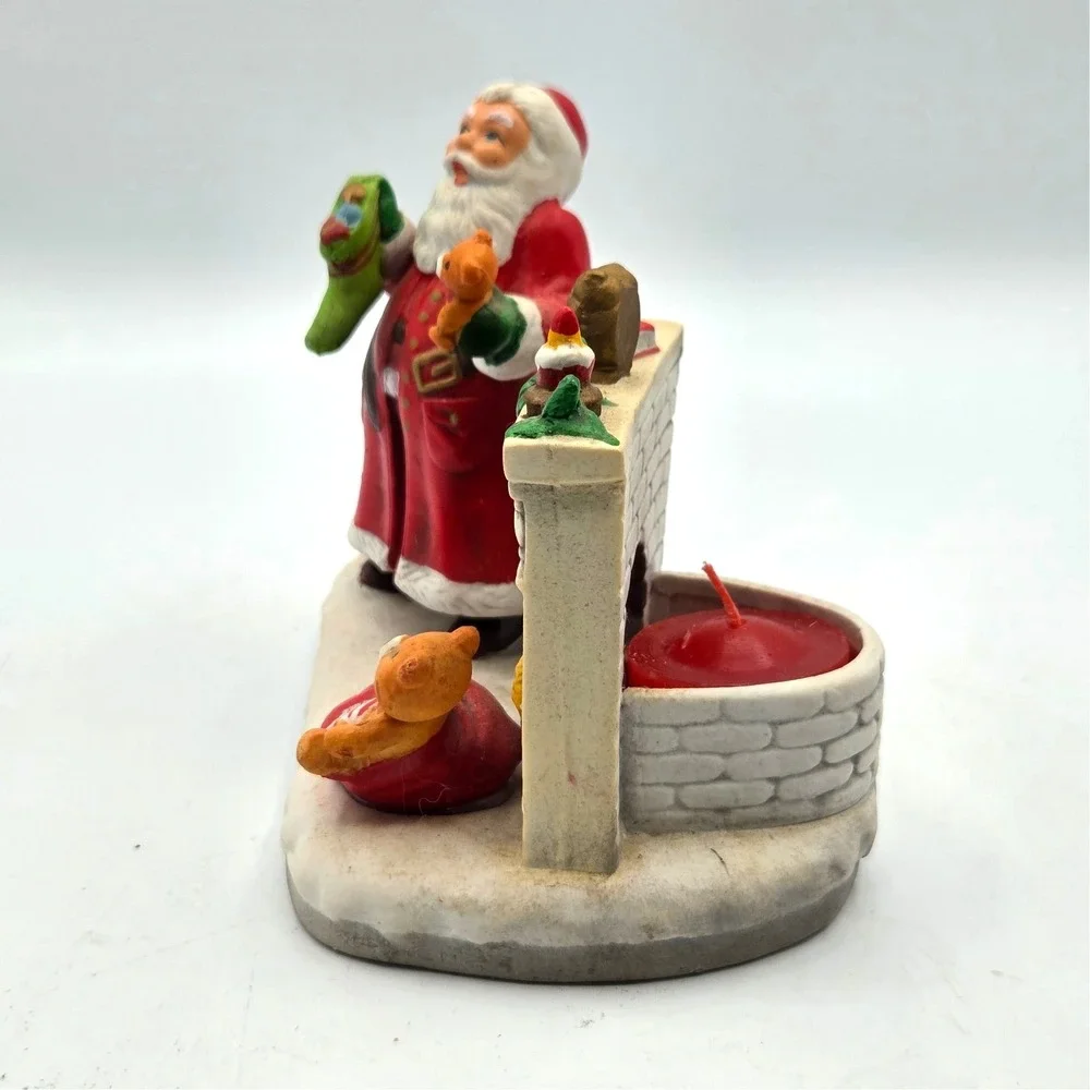 Christmas 1990 Ceramic Santa‎ By The Fireplace  4.75
